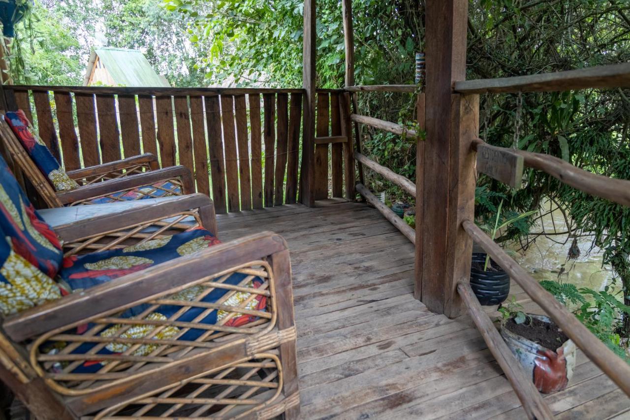 Kalitusi Nature Resort Fort Portal Екстериор снимка