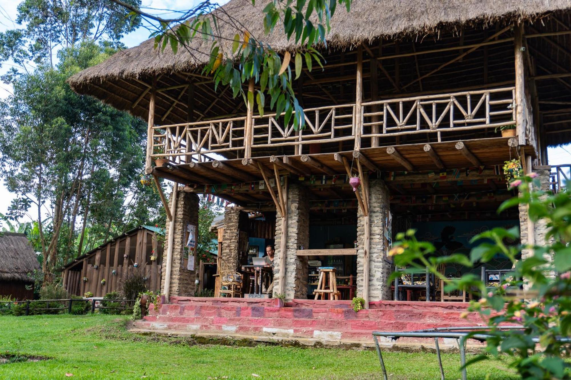 Kalitusi Nature Resort Fort Portal Екстериор снимка