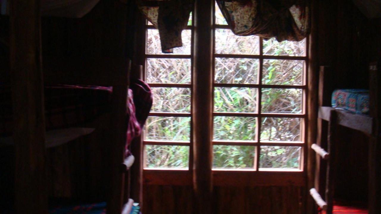 Kalitusi Nature Resort Fort Portal Екстериор снимка